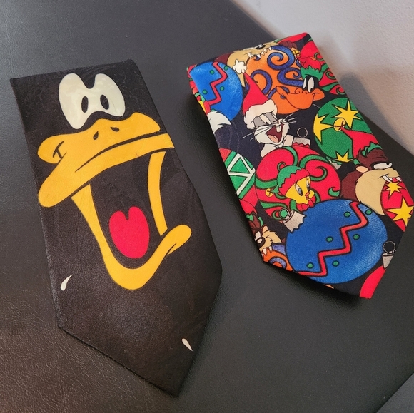 Looney Tunes Ties Set Of 2 - Picture 1 of 10